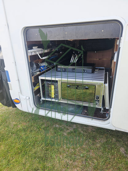 Réalisation aménagement soute camping-car
